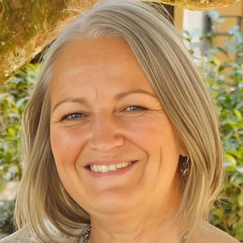 Lynette Spencer profile image