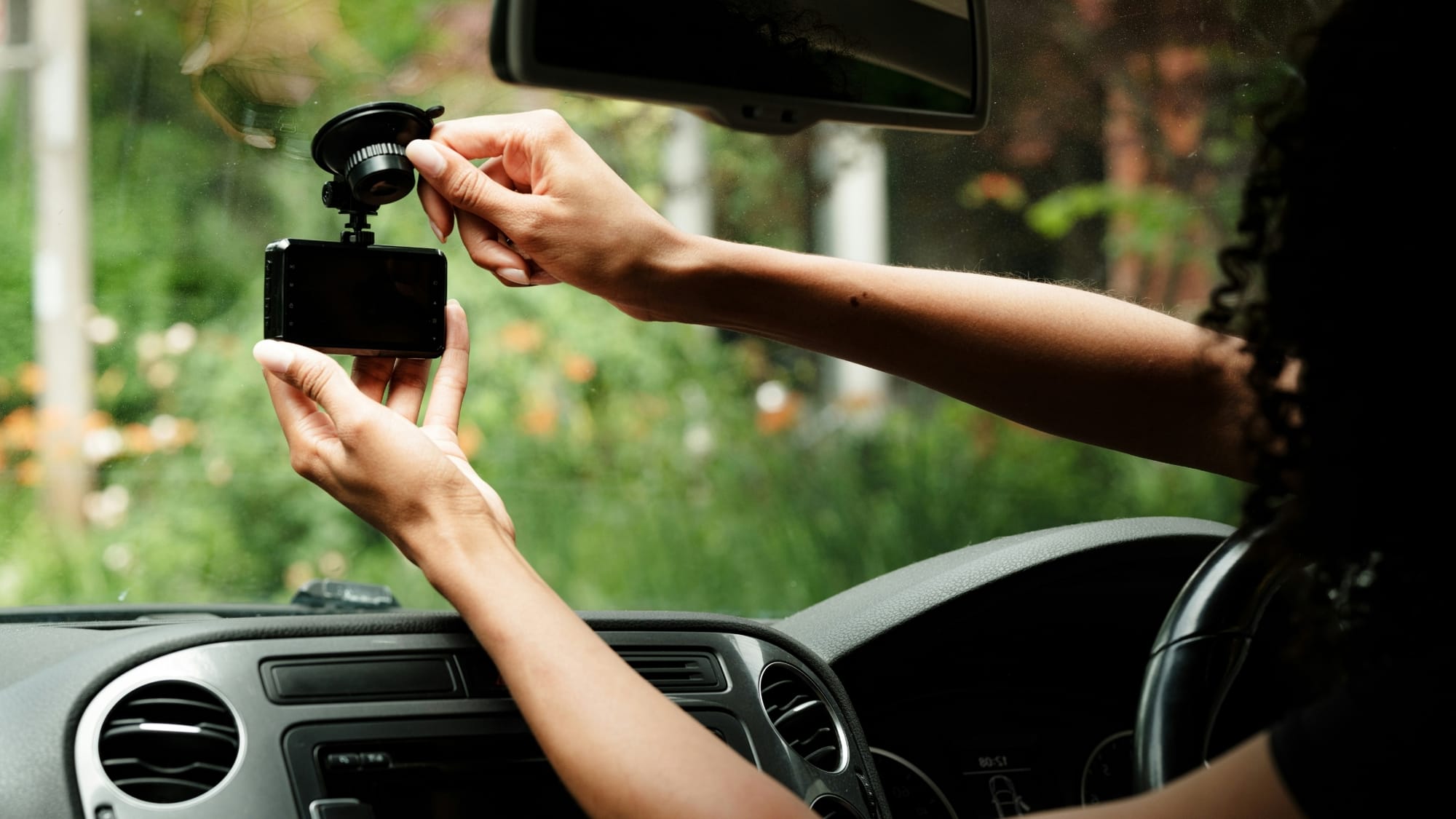 What a dashcam can and cannot prove after a road accident