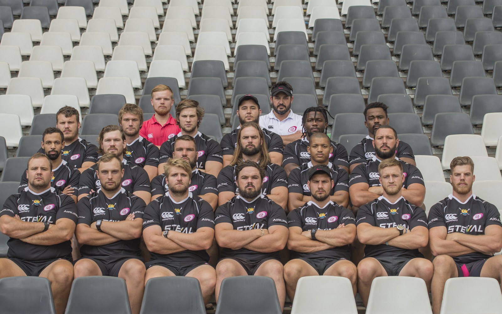 Steval Pumas groei baarde vir goeie doel