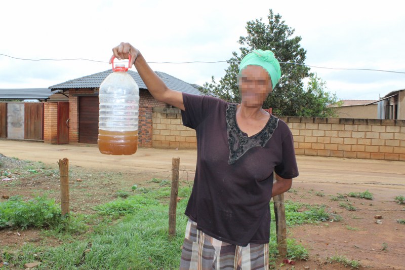 Brown water and burst pipes the last straw for Barberton residents