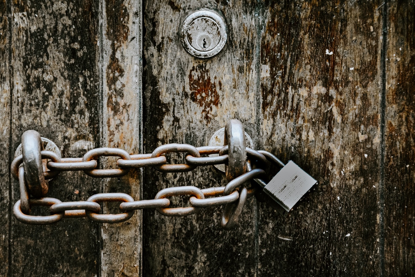 Police station closes down due to Covid-19 case