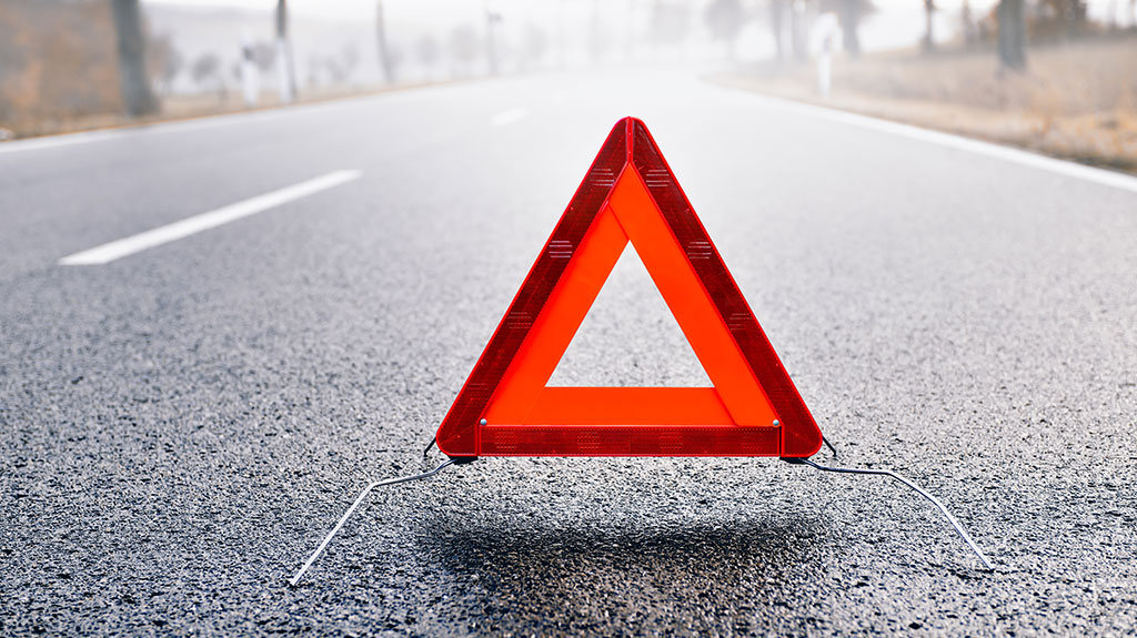 Ten people killed in minibus accident