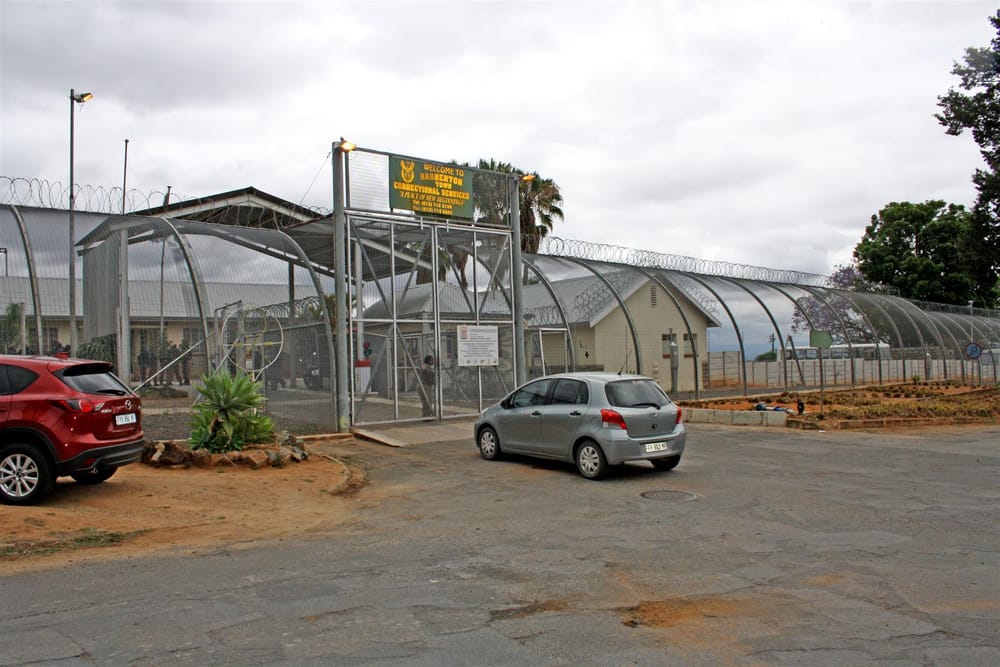 Career information session brings hope to Barberton offenders post image