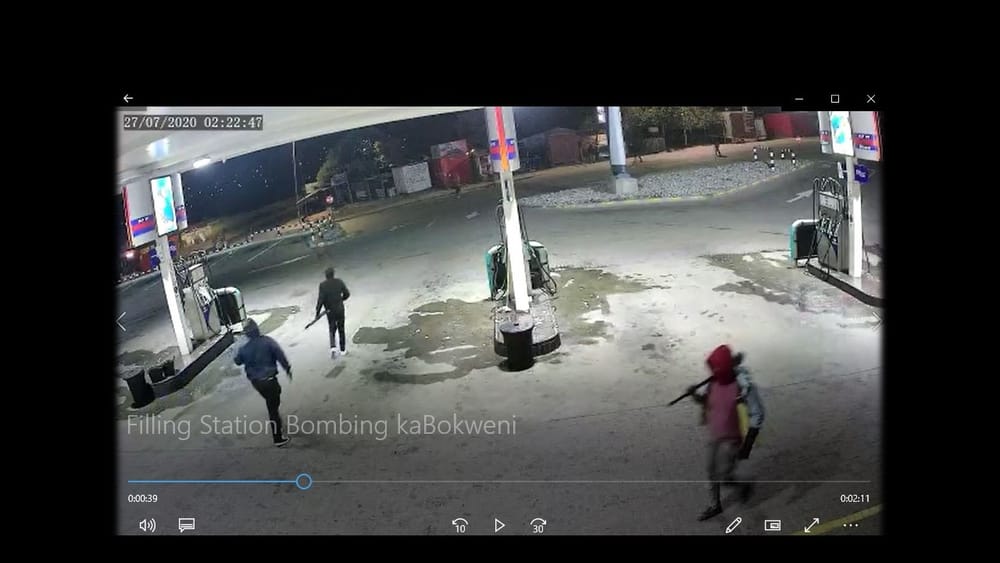 Two suspects caught after series of ATM bombings, police on manhunt for the rest post image