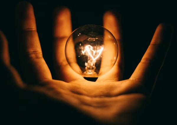 Solidariteit waarsku: kragtariewe plaas smelters in gedrang - duisende werksgeleenthede op die spel post image